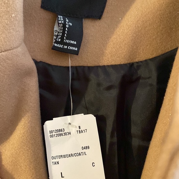 Tan jacket - Picture 2 of 4